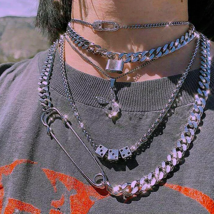 jialin jewelry hot vintage Fun dice necklace choker made of old ancient silver ins the same style necklace
jialin jewelry hot vintage Fun dice necklace choker made of old ancient silver ins the same style necklace