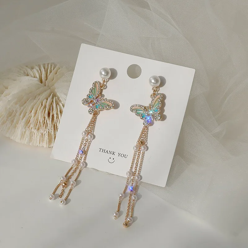 Temperament Butterfly Tassel Earrings Alloy Pearl Gold Earrings for Women Fashion Jewelry Accessories Gifts
Temperament Butterfly Tassel Earrings Alloy Pearl Gold Earrings for Women Fashion Jewelry Accessories Gifts