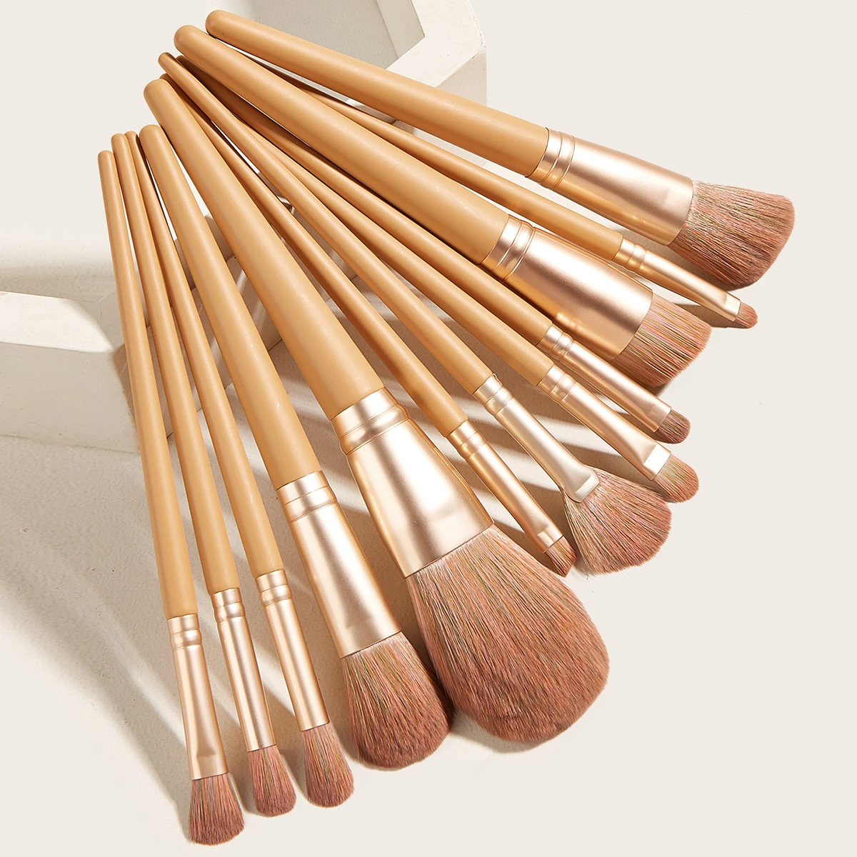 12 pcs Aluminum tube luxury makeup brush set wholesale Wooden handle rose makeup brush
12 pcs Aluminum tube luxury makeup brush set wholesale Wooden handle rose makeup brush