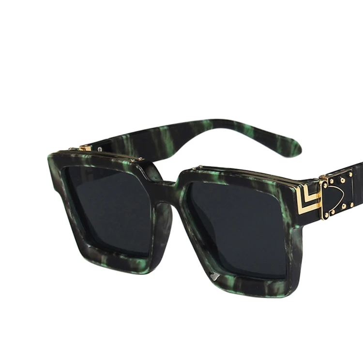 Shining Oversized Round Sunglasses Festival Gem Sunnies for Women Men 100% UV Protection Unisex
Shining Oversized Round Sunglasses Festival Gem Sunnies for Women Men 100% UV Protection Unisex