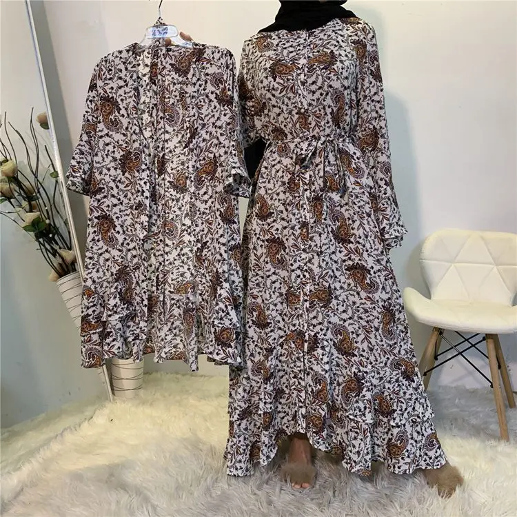 Floal Printed Muslim Mother And Daughter Matching Outfits Kaftan Jalabiya Abaya Dress
Floal Printed Muslim Mother And Daughter Matching Outfits Kaftan Jalabiya Abaya Dress
