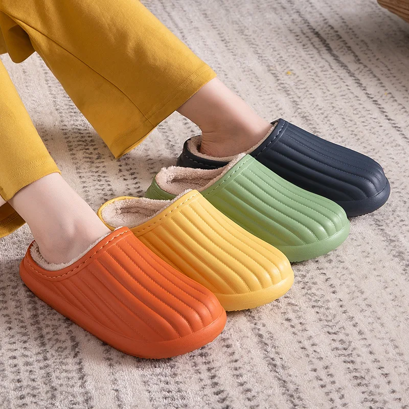 TX 2021 Waterproof slippers EVA plush cotton slippers women thick soles winter indoor non-slip couple slippers, Color matching
TX 2021 Waterproof slippers EVA plush cotton slippers women thick soles winter indoor non-slip couple slippers, Color matching