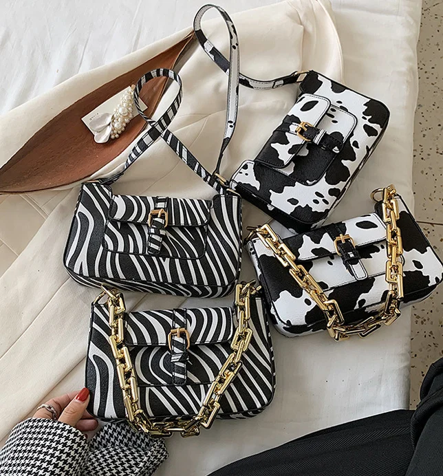 Animal print Women bags 2020 PU Leather Cow Pattern Purses Chains shoulder Handbags Trendy Underarm bag
Animal print Women bags 2020 PU Leather Cow Pattern Purses Chains shoulder Handbags Trendy Underarm bag