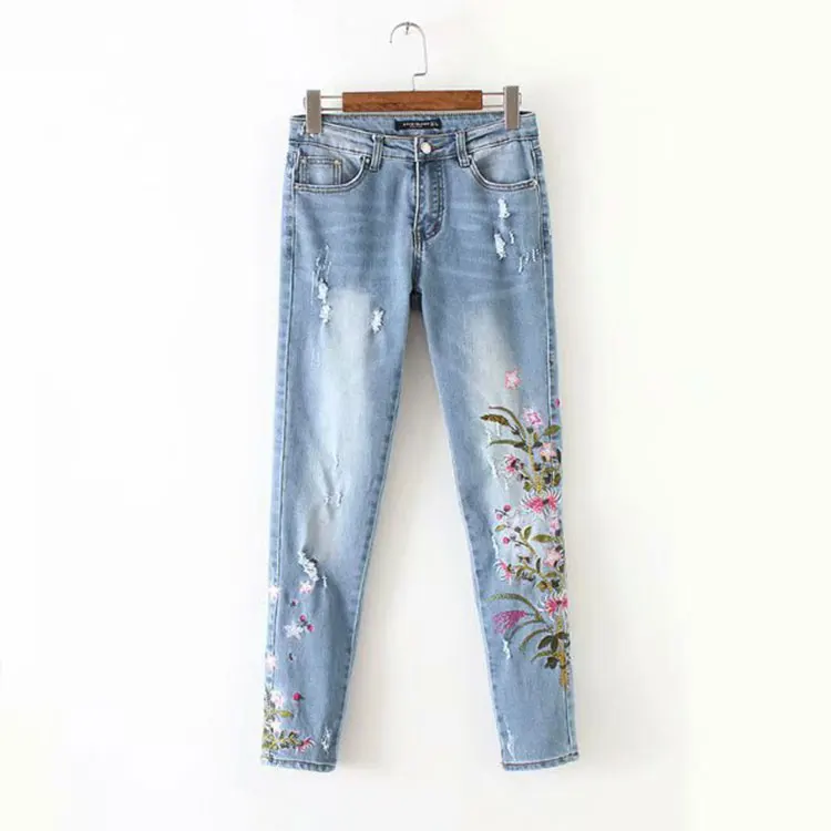 Spot Clothing Straight Leg Pants Ripped Flower Embroidered Jeans for Women Streetwear
Spot Clothing Straight Leg Pants Ripped Flower Embroidered Jeans for Women Streetwear
