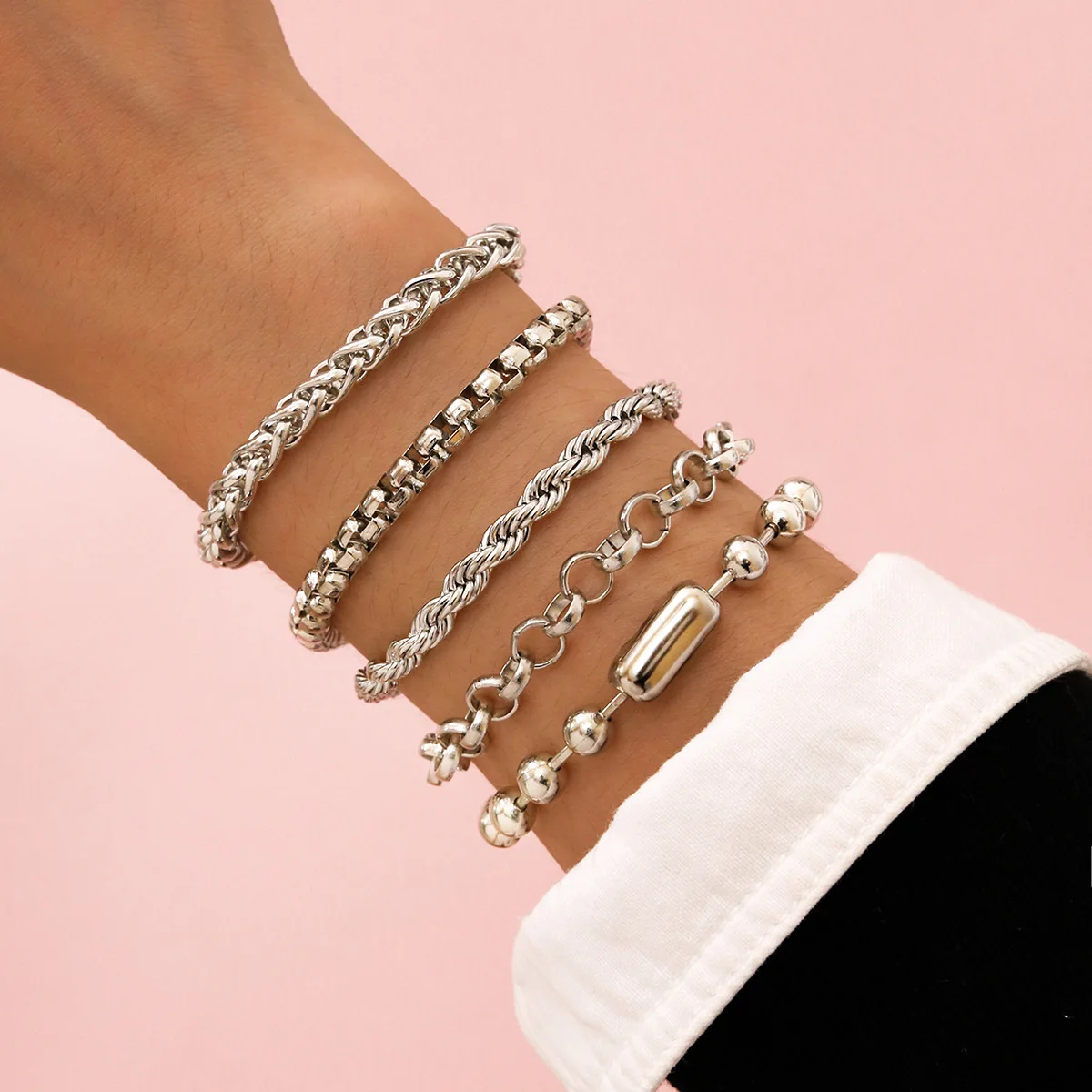 2021 mens new fashion simple box chain hip-hop bangles bracelets couple punk silver beads charm ankle bracelets set, 1 color
2021 mens new fashion simple box chain hip-hop bangles bracelets couple punk silver beads charm ankle bracelets set, 1 color