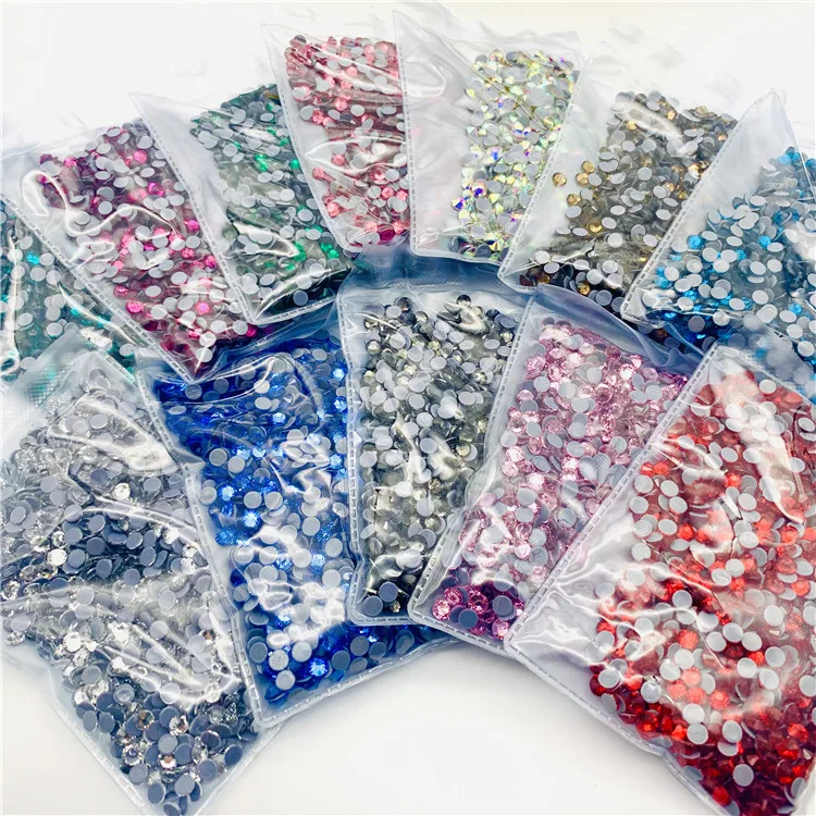 High Quality Hotfix Rhinestone Grade Flat Back Round AB Crystal Rhinestones For dresses
High Quality Hotfix Rhinestone Grade Flat Back Round AB Crystal Rhinestones For dresses