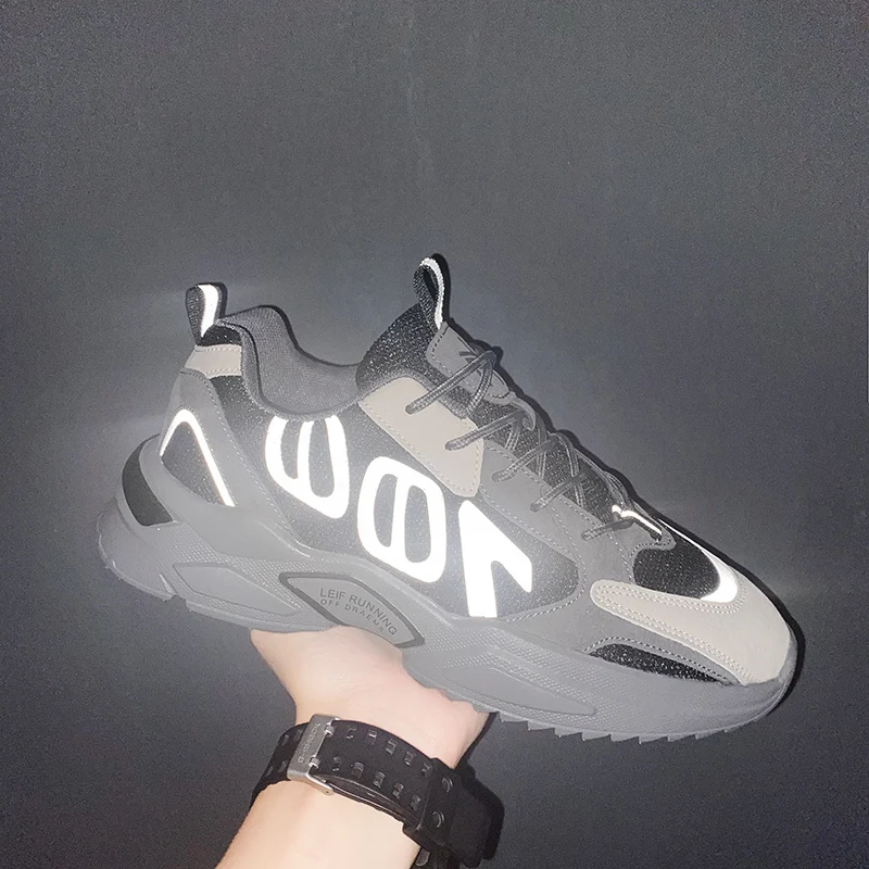 700 luminous summer men's shoes breathable trend casual shoes fashion sneaker 2021 men
700 luminous summer men's shoes breathable trend casual shoes fashion sneaker 2021 men