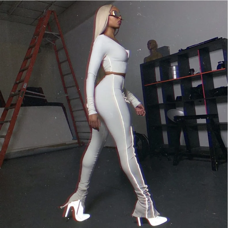 Women Yoga Wear Two Piece Fluorescent Strip Long Sleeve Pants High Waist Fitness Pants Sports Casual Wear
Women Yoga Wear Two Piece Fluorescent Strip Long Sleeve Pants High Waist Fitness Pants Sports Casual Wear