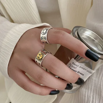 2021 Silver Plated Smiley Ring Cute Couple Finger Ring Smiley Face Ring for Women Girl Couple, Show in the picture
2021 Silver Plated Smiley Ring Cute Couple Finger Ring Smiley Face Ring for Women Girl Couple, Show in the picture