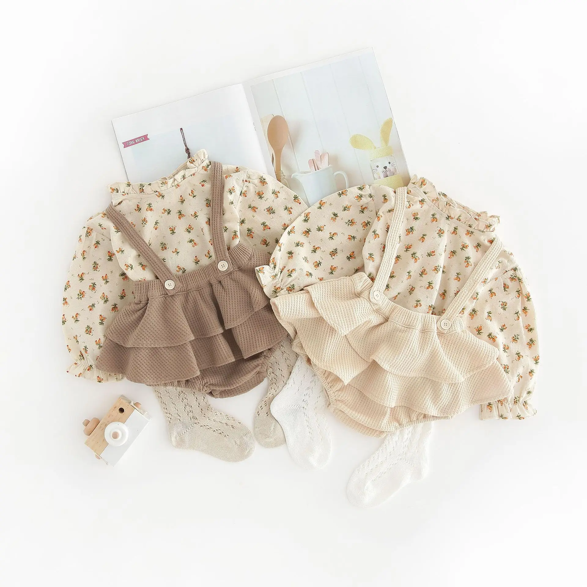 winter newborn baby rompers Set flower infant rompers children clothing boutiques cotton autumn fall clothes
winter newborn baby rompers Set flower infant rompers children clothing boutiques cotton autumn fall clothes