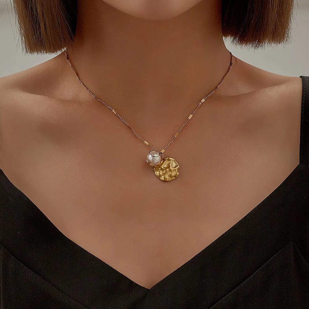 Ins Fashion Luxury Stainless Steel Shell Pearl Pendant Necklace Simple Gold Plated Metal Necklace for Women Chic Tiny Jewelry, Gold color
Ins Fashion Luxury Stainless Steel Shell Pearl Pendant Necklace Simple Gold Plated Metal Necklace for Women Chic Tiny Jewelry, Gold color