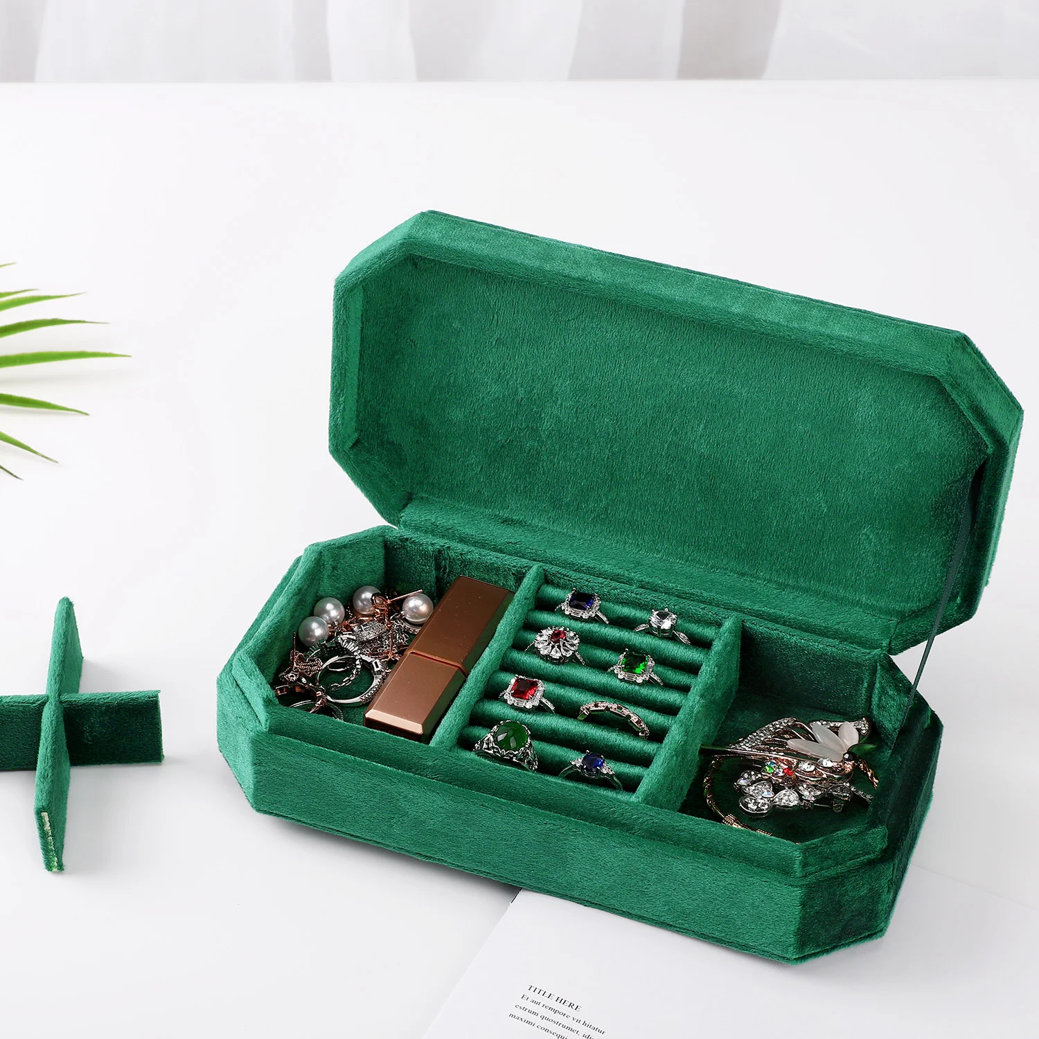 Gift Luxury Boxes Jewelry Packaging Box Small Stock Travel Accept Custom Logo Velvet Jewelry Storage box
Gift Luxury Boxes Jewelry Packaging Box Small Stock Travel Accept Custom Logo Velvet Jewelry Storage box