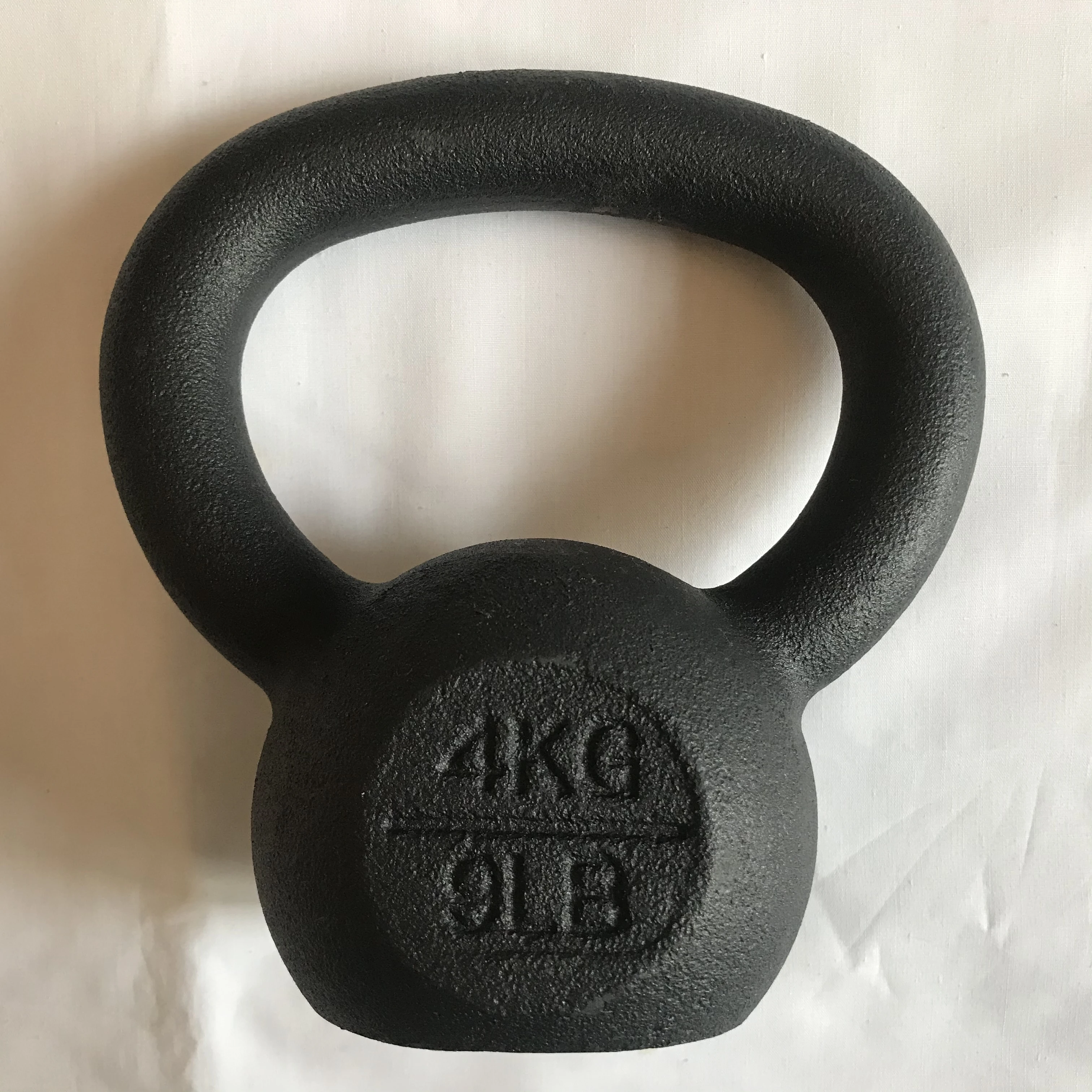 China Fitness Body Building Weight Lifting Cast Iron Custom Kettlebells 4/6/8/10/12/14/16/18/20/24/28/32KGS, Black
China Fitness Body Building Weight Lifting Cast Iron Custom Kettlebells 4/6/8/10/12/14/16/18/20/24/28/32KGS, Black
