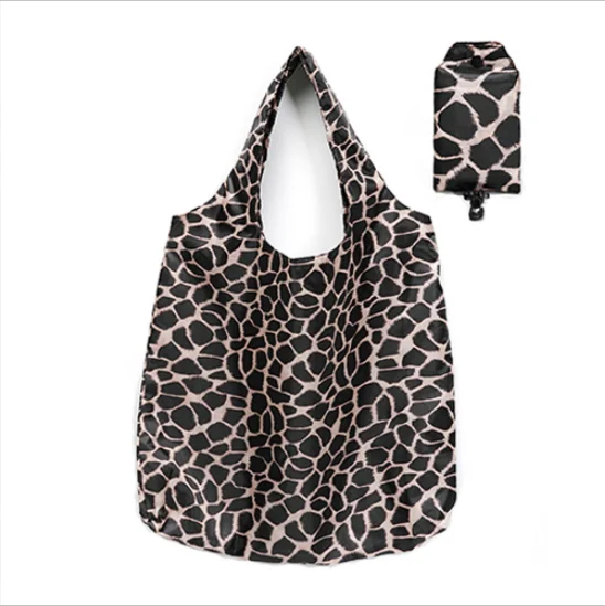 Wholesale Fashion Eco-friendly Pouch Foldable Reusable Folding Polyester Shopping Bag, Customized color
Wholesale Fashion Eco-friendly Pouch Foldable Reusable Folding Polyester Shopping Bag, Customized color