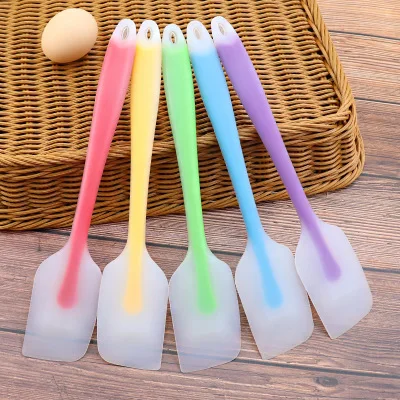 Baking Utensils Large Cream Silicone Spatula Translucent Integrated High Temperature Resistant Cake Spatula
Baking Utensils Large Cream Silicone Spatula Translucent Integrated High Temperature Resistant Cake Spatula