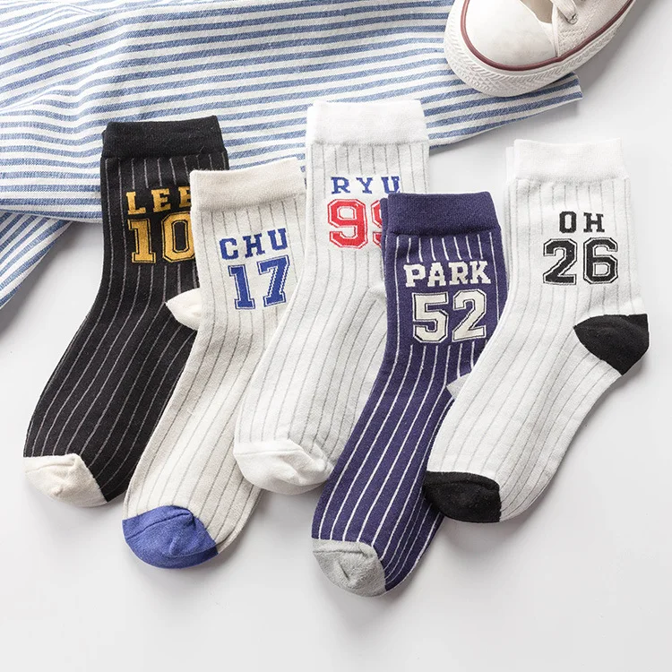WIIPU Campus art fashion street dance skateboard sport socks autumn winter new patterned striped cotton socks
WIIPU Campus art fashion street dance skateboard sport socks autumn winter new patterned striped cotton socks