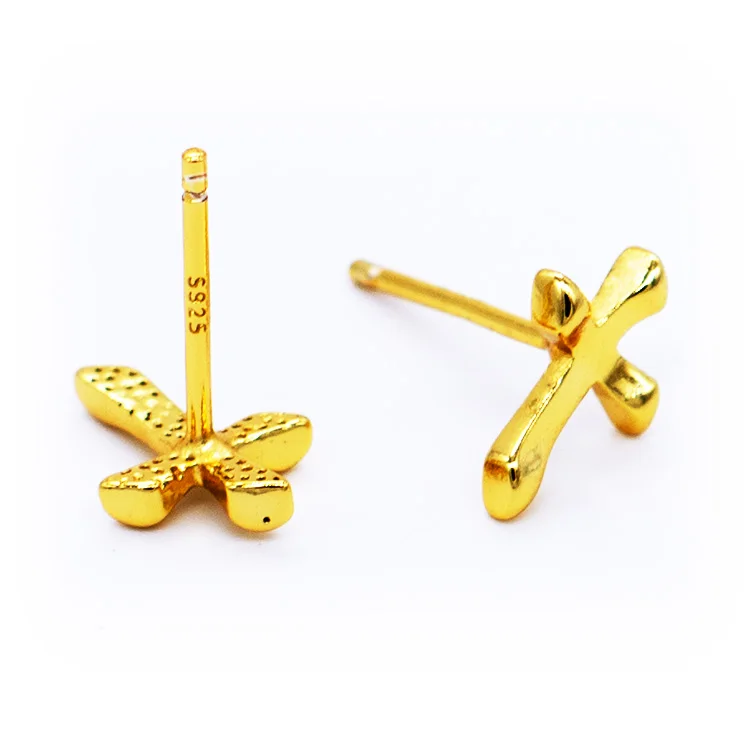 Fashion 2021 jewelry designers trendy 925 sterling silver summer small cross stud earrings
Fashion 2021 jewelry designers trendy 925 sterling silver summer small cross stud earrings