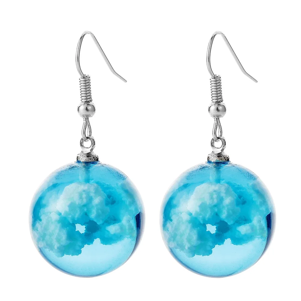 European and American fashion creative handmade jewelry ETSY blue sky white cloud forest transparent spherical resin earrings ea
European and American fashion creative handmade jewelry ETSY blue sky white cloud forest transparent spherical resin earrings ea