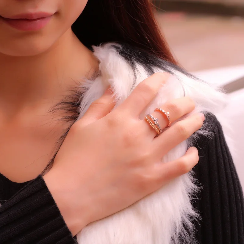 Vintage Korean Fashion Personality Crown Engagement Couple Ring Jewelry Women Diamond 18K Rose Gold Plated Men Rings
Vintage Korean Fashion Personality Crown Engagement Couple Ring Jewelry Women Diamond 18K Rose Gold Plated Men Rings