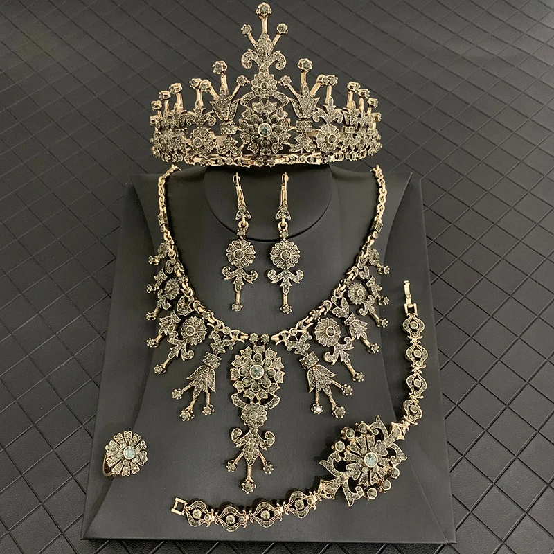 Turkish Wedding Jewelry Set Ladies Earrings Necklace Bracelet Ring Crown Arabian Bronze Bridal Gift Bijoux, Colorful
Turkish Wedding Jewelry Set Ladies Earrings Necklace Bracelet Ring Crown Arabian Bronze Bridal Gift Bijoux, Colorful