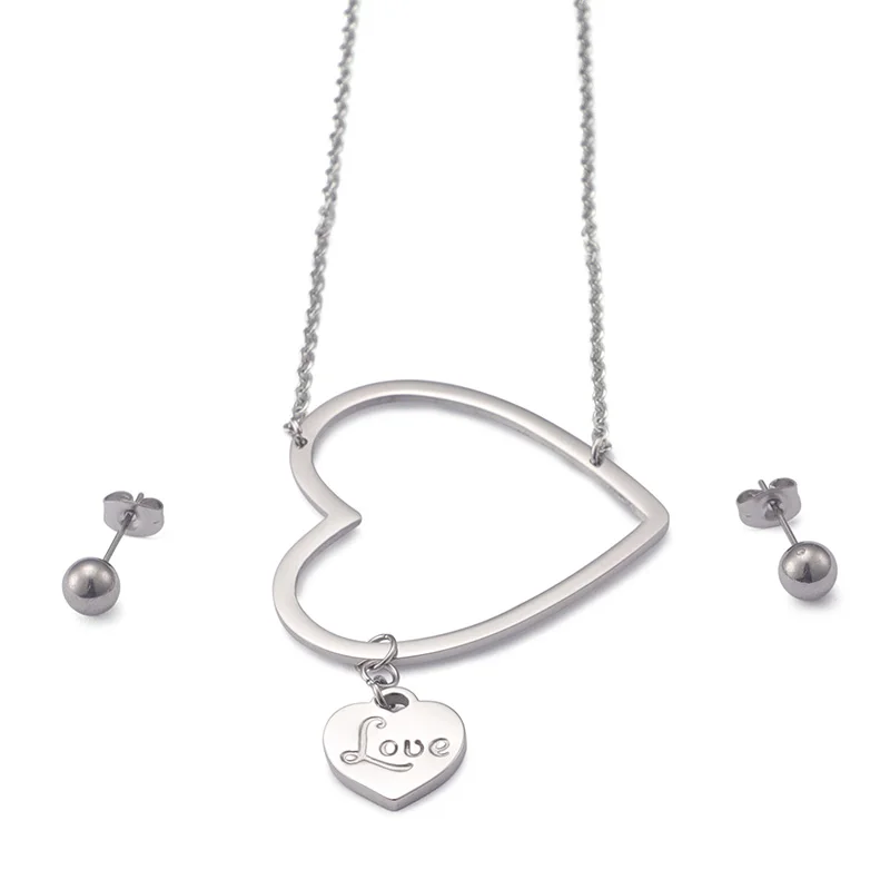 New mini heart-shaped stainless steel women's Necklace Chain heart-shaped pendant gift simple two heart suit
New mini heart-shaped stainless steel women's Necklace Chain heart-shaped pendant gift simple two heart suit