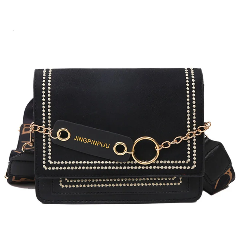 Wide Shoulder Strap Letter Shoulder Bag European And American Fashion Hit Color Messenger Bag Personalized Chain Underarm Bag
Wide Shoulder Strap Letter Shoulder Bag European And American Fashion Hit Color Messenger Bag Personalized Chain Underarm Bag