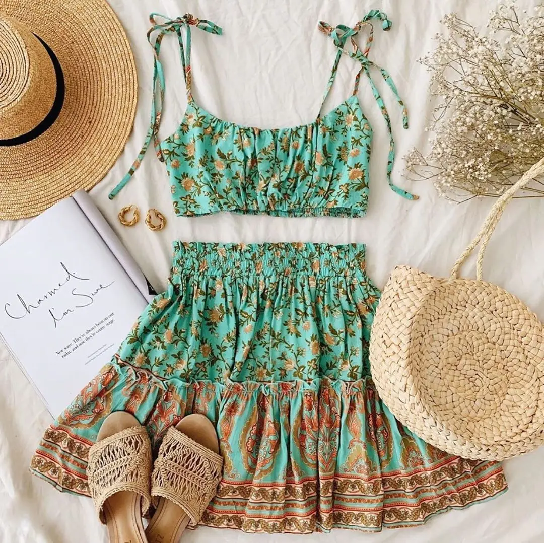 Boho Inspired 2 piece set women green floral print set summer dress straps pleated mini boho dress gypsy beach women dress 2020, Customized color
Boho Inspired 2 piece set women green floral print set summer dress straps pleated mini boho dress gypsy beach women dress 2020, Customized color