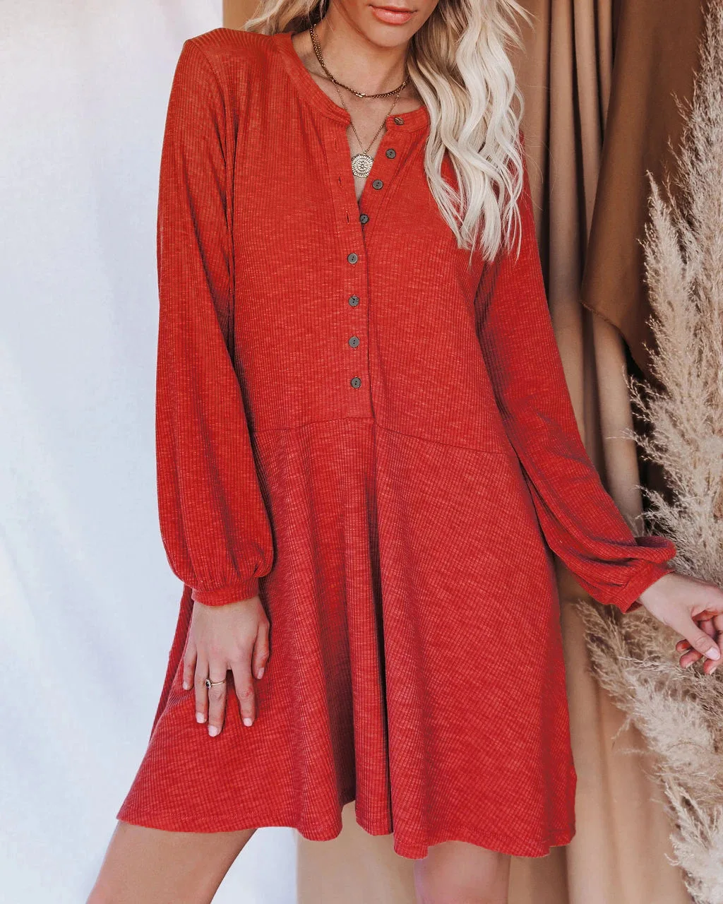 New Arrivals 2021 Fall new V-neck casual loose Long-sleeved women's dress, Red white black green pink
New Arrivals 2021 Fall new V-neck casual loose Long-sleeved women's dress, Red white black green pink
