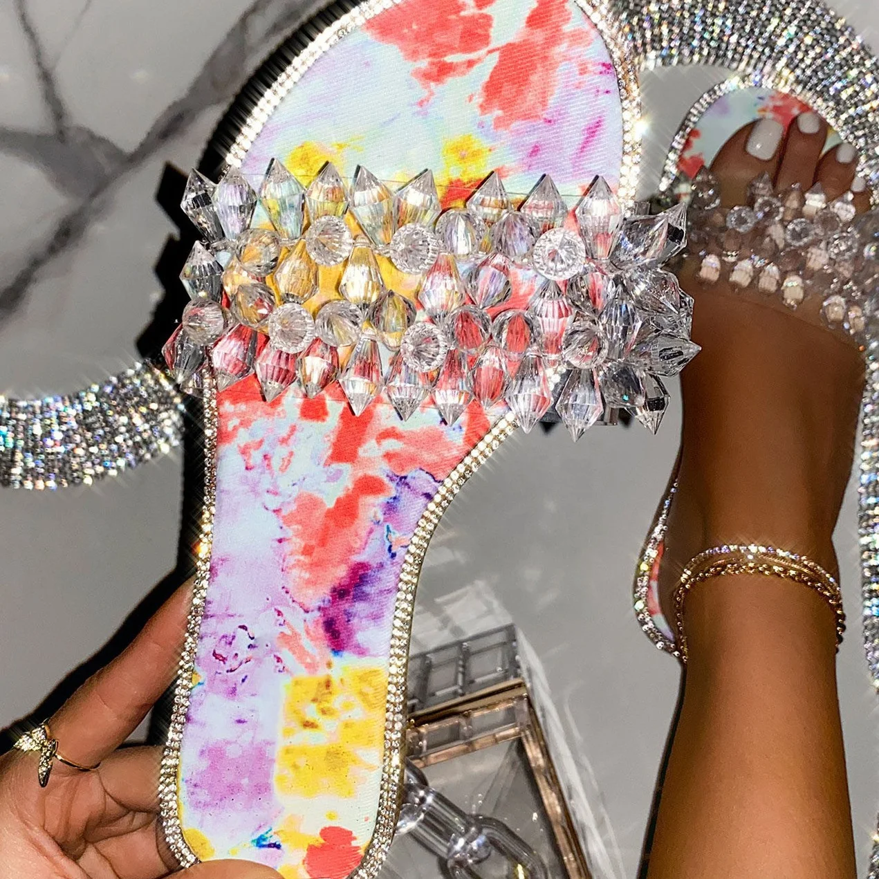 Casual Women Rhinestone Slides Flower Beach Sandals 2021 Cute Jelly Slippers for Ladies, 3 colors
Casual Women Rhinestone Slides Flower Beach Sandals 2021 Cute Jelly Slippers for Ladies, 3 colors