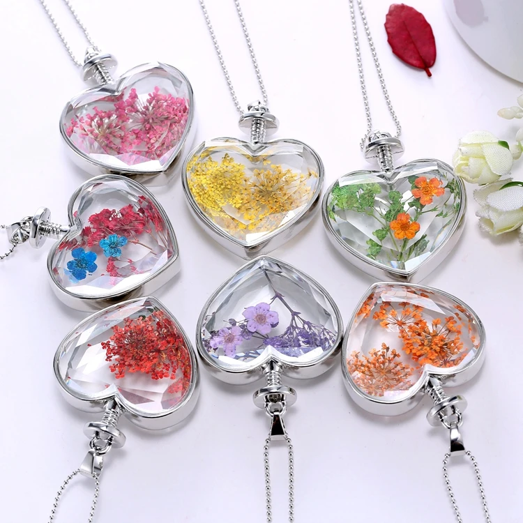 Wholesale Elegant Accessories Gold Silver Plated Real Dried Flower Glass Bottle Heart Pendant Jewelry Necklace For Women, As pictures
Wholesale Elegant Accessories Gold Silver Plated Real Dried Flower Glass Bottle Heart Pendant Jewelry Necklace For Women, As pictures