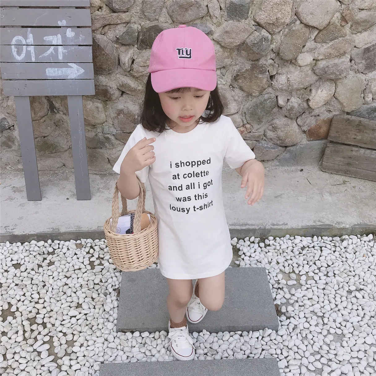 Fashion Children girls Boutique long T-shirt Kids girls dress shirt kids Girls T-Shirts
Fashion Children girls Boutique long T-shirt Kids girls dress shirt kids Girls T-Shirts