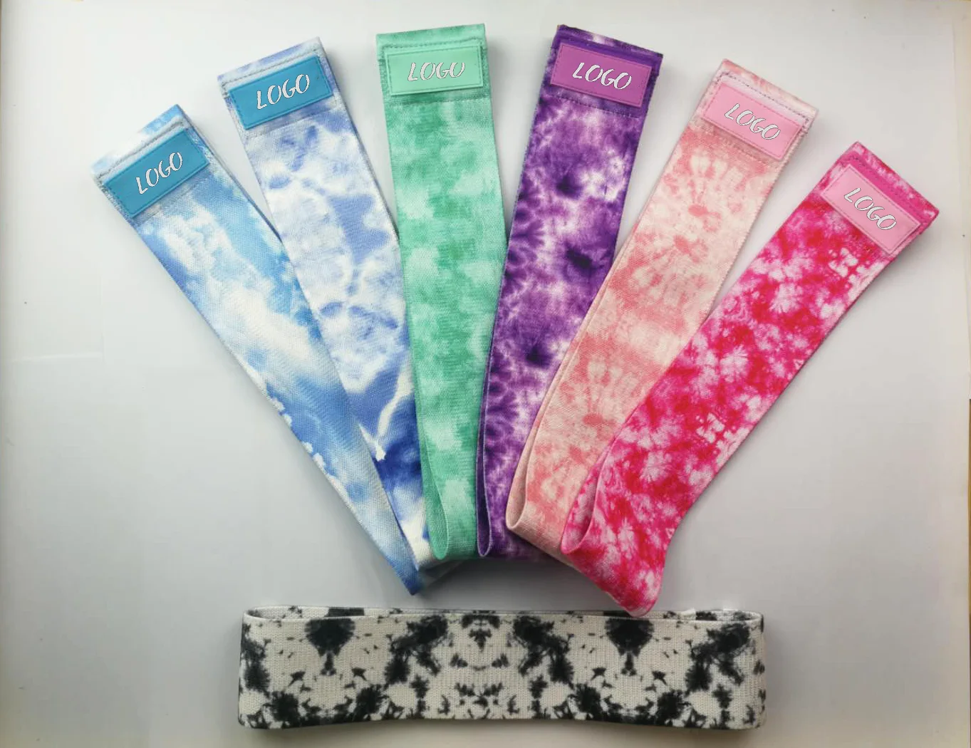 2021 new high quality polyester material fabric cloth booty exercise resistance hip bands, Customized color
2021 new high quality polyester material fabric cloth booty exercise resistance hip bands, Customized color