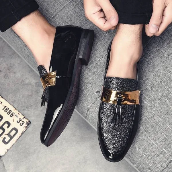 Size 39-45 Fashion Tassel Pointed Toe Leather Business Shoes Men Flats Dress Formal Office Loafers Oxford Casual Slip-on Wedding
Size 39-45 Fashion Tassel Pointed Toe Leather Business Shoes Men Flats Dress Formal Office Loafers Oxford Casual Slip-on Wedding