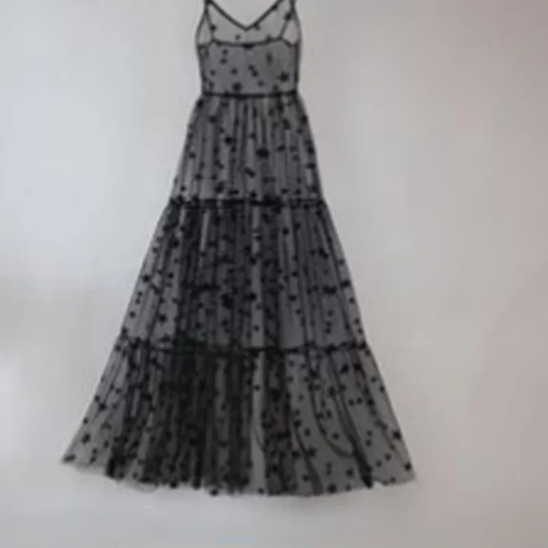 2020 New Arrival Spaghetti Straps Tulle Long Women Dresses Fashion Bling Bling See Through Dress Sexy Fashion Hot
2020 New Arrival Spaghetti Straps Tulle Long Women Dresses Fashion Bling Bling See Through Dress Sexy Fashion Hot