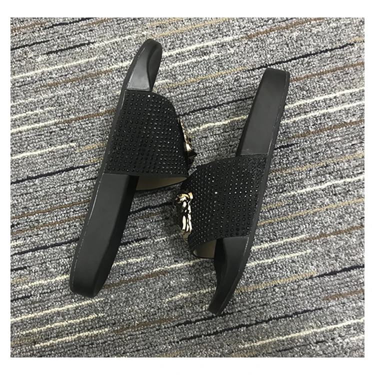 V Designer LOGO slippers for men sports cute slides for women flat sandals and shoes 2021
V Designer LOGO slippers for men sports cute slides for women flat sandals and shoes 2021