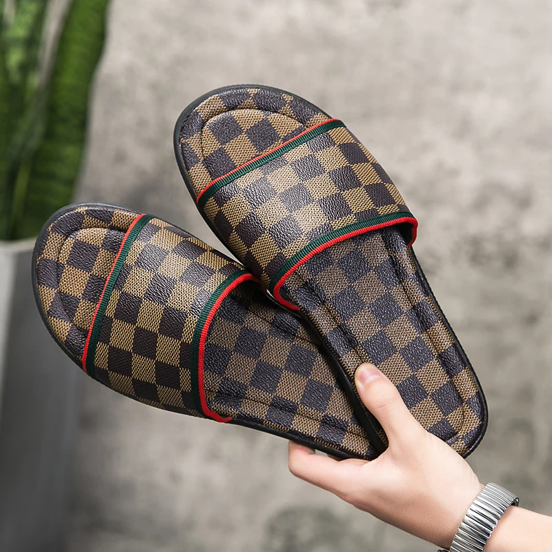 Latest design summer hot selling fashionable large size slippers for men, 2 colors
Latest design summer hot selling fashionable large size slippers for men, 2 colors