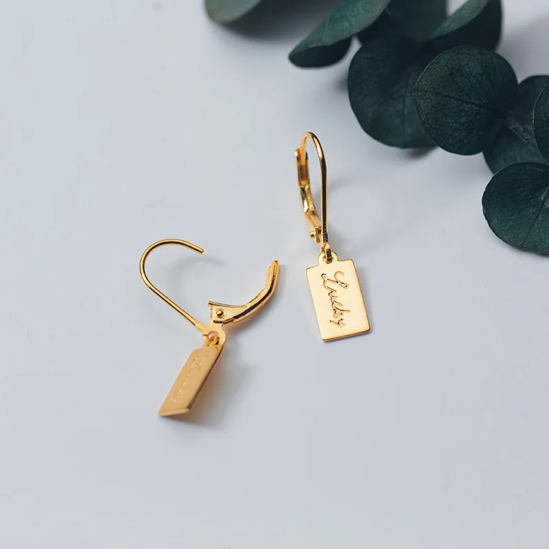 Personalized Lucky Charm Earrings Gold Plated S925 Sterling Silver Jewelry For Women Rectangle Etch LUCKY Drop Earrings, Silver gold
Personalized Lucky Charm Earrings Gold Plated S925 Sterling Silver Jewelry For Women Rectangle Etch LUCKY Drop Earrings, Silver gold