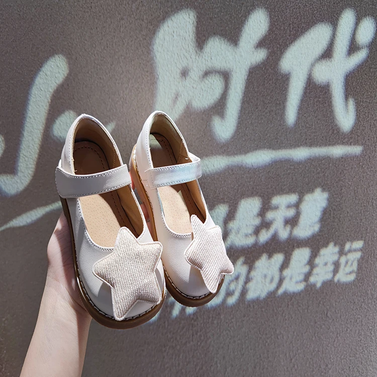 Girls' shoes 2021 spring and autumn new children's single shoes little princess soft-soled fashion leather shoes
Girls' shoes 2021 spring and autumn new children's single shoes little princess soft-soled fashion leather shoes