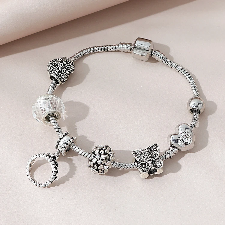 No Fade Silver Plated Shiny CZ Cubic Zirconia Butterfly Heart Charm Bracelet Rhinestone Crystal Round Loop Charm Bracelet, Picture color
No Fade Silver Plated Shiny CZ Cubic Zirconia Butterfly Heart Charm Bracelet Rhinestone Crystal Round Loop Charm Bracelet, Picture color