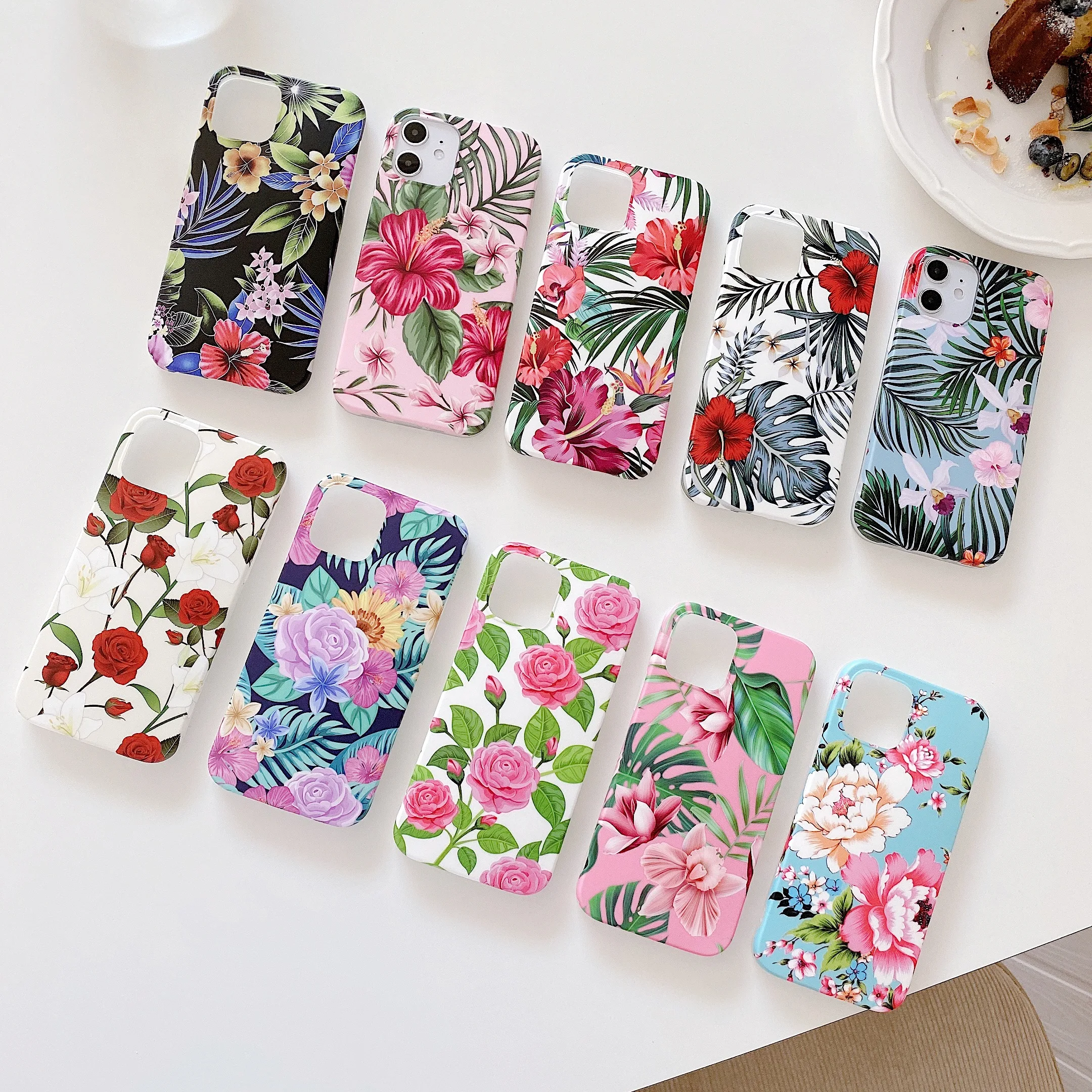 Classic Beautiful Flower Leaves Painting Floral Art TPU Phone Case for iPhone 12 pro max, Multiple colors
Classic Beautiful Flower Leaves Painting Floral Art TPU Phone Case for iPhone 12 pro max, Multiple colors