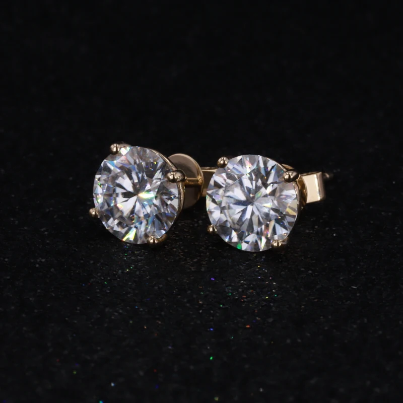 Fashion jewelry 14K yellow gold round moisssante 4 prong funky stud moissanite earrings
Fashion jewelry 14K yellow gold round moisssante 4 prong funky stud moissanite earrings