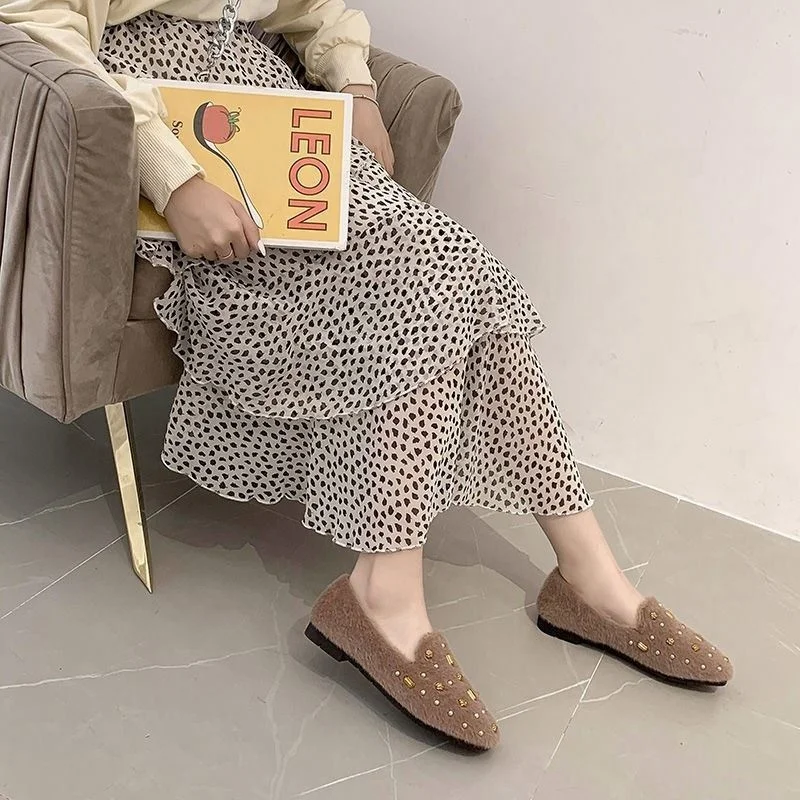 MANRINO-0096 Factory Leather Welted High Quality Sole Wine Red Cow Leather Upper Square Toe Women Flat Luxury Loafers 2022, Customized color
MANRINO-0096 Factory Leather Welted High Quality Sole Wine Red Cow Leather Upper Square Toe Women Flat Luxury Loafers 2022, Customized color
