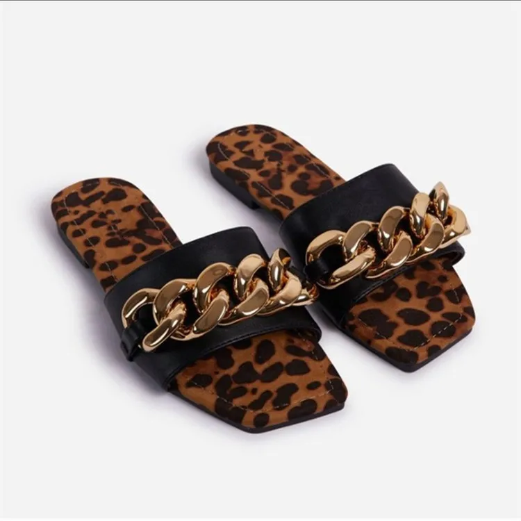 Wholesale 2021 new summer metal chain decorate sandals ladies anti-slip flat bottom square head women's slippers, Customized color
Wholesale 2021 new summer metal chain decorate sandals ladies anti-slip flat bottom square head women's slippers, Customized color