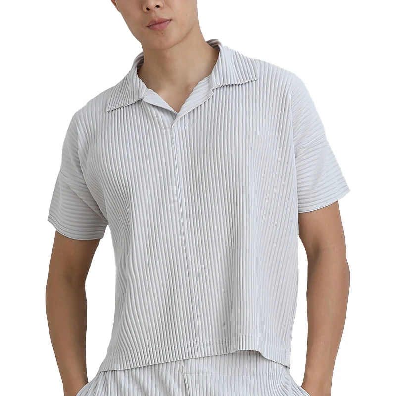 high quality Pullover shirt Solid color casual Short sleeve pleated Polo shirt
high quality Pullover shirt Solid color casual Short sleeve pleated Polo shirt