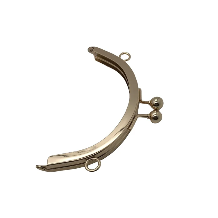 CBL Wholesale customized kiss clasp clutch purse accessories Gold bead lock clutch bag metal frames, Gold ,accept customized
CBL Wholesale customized kiss clasp clutch purse accessories Gold bead lock clutch bag metal frames, Gold ,accept customized