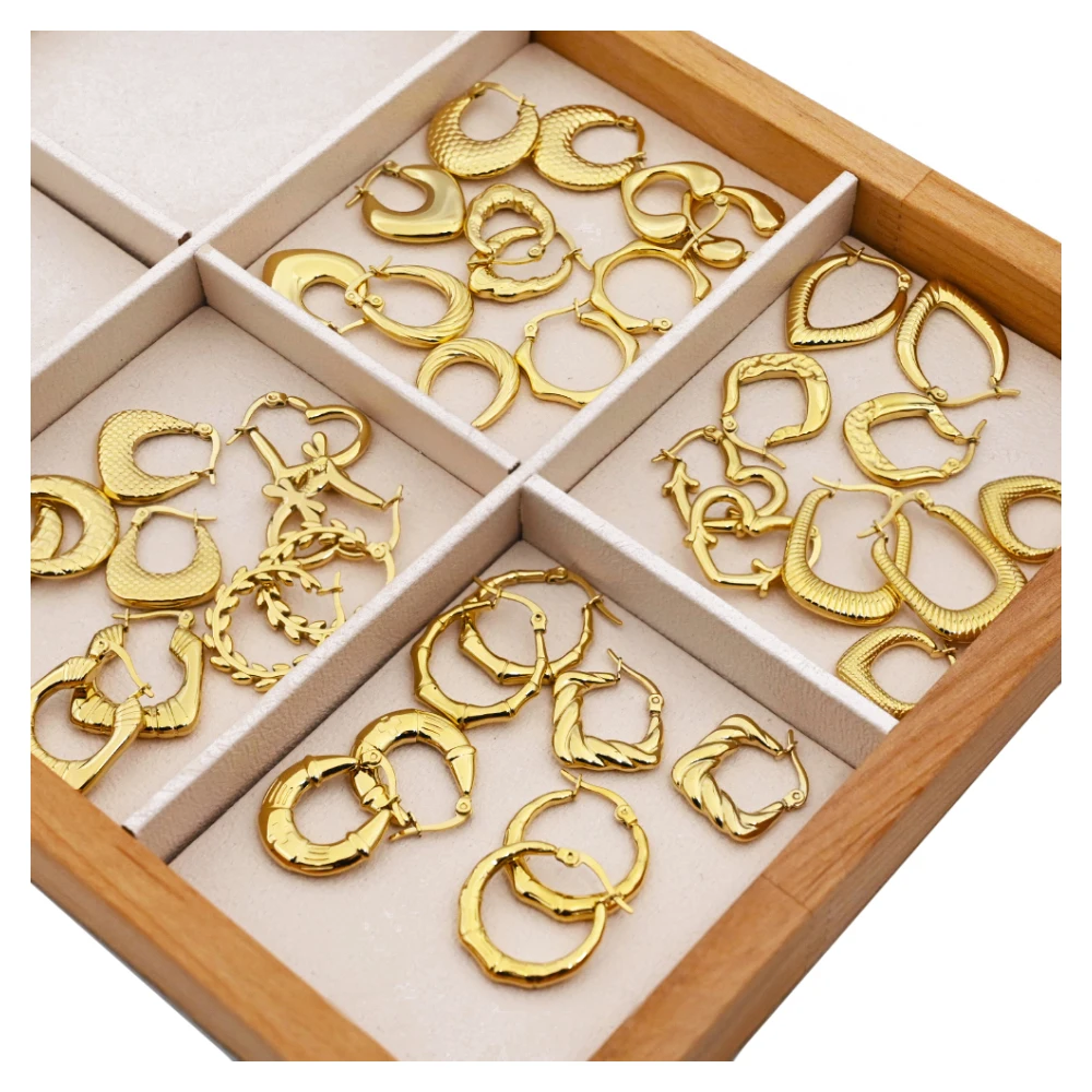 Vintage Geometric Bag Unique Design Texture U Shaped Gold Plated Stainless Steel Hoop Earrings Daily Wear Jewelry
Vintage Geometric Bag Unique Design Texture U Shaped Gold Plated Stainless Steel Hoop Earrings Daily Wear Jewelry