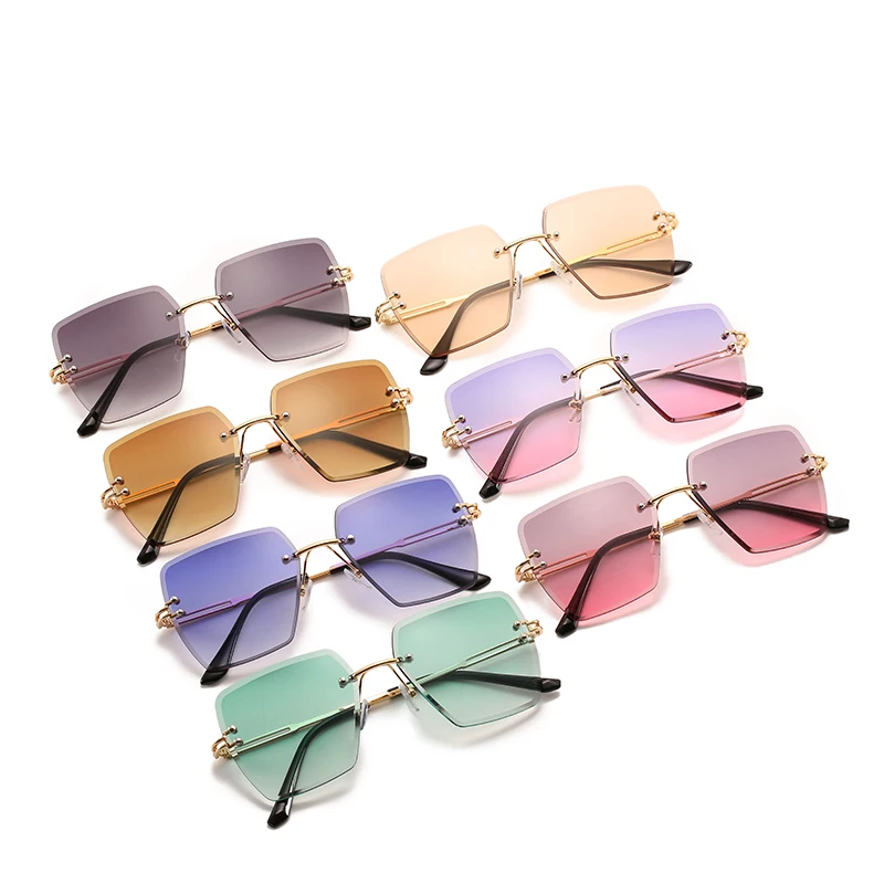 2021 Fashionable High Quality Luxury Women Metal Shades Oversized Sunglasses, Custom colors
2021 Fashionable High Quality Luxury Women Metal Shades Oversized Sunglasses, Custom colors