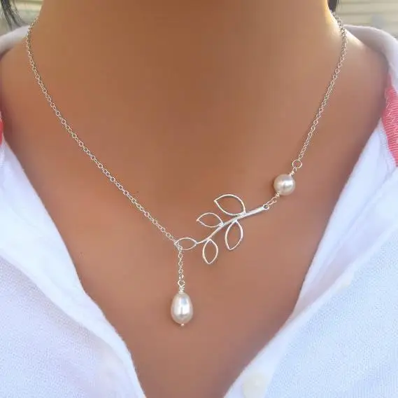 European and American New Style Fashion Personalized Pearl Droplet Necklace Pendant for Women
European and American New Style Fashion Personalized Pearl Droplet Necklace Pendant for Women