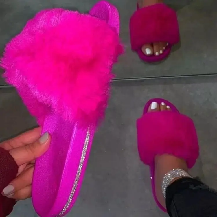 2020 Women's Fashion Fur Soft Sandals Wholesale Women Slippers Natural Color Fur Slides
2020 Women's Fashion Fur Soft Sandals Wholesale Women Slippers Natural Color Fur Slides