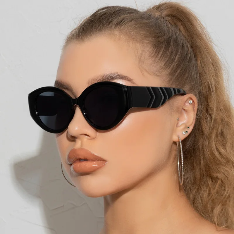 s21098 Retro Luxury Brand Vintage New Women Trendy Cat Eye Hip Hop Square Sun glasses Oversize Sunglasses INS shades man
s21098 Retro Luxury Brand Vintage New Women Trendy Cat Eye Hip Hop Square Sun glasses Oversize Sunglasses INS shades man